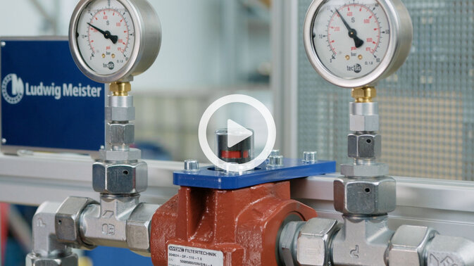 Verschmutzungsanzeigen in der Hydraulik: Filterwechsel effizient planen statt schätzen