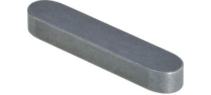 Eine metallene Passfeder mit abgerundeten Enden liegt auf einem weißen Hintergrund.