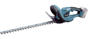 Eine kabellose elektrische Heckenschere mit blauem Gehäuse und langem Schneidbalken.